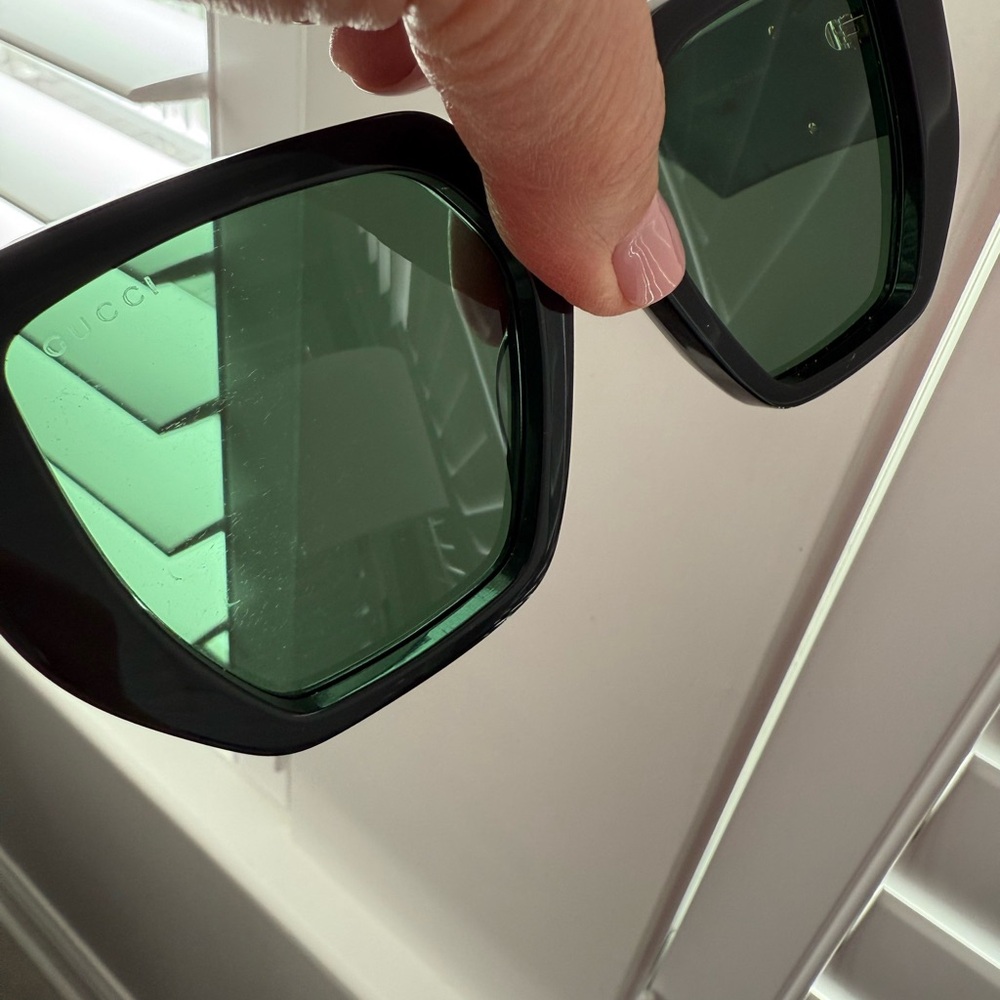 GUCCI NEW 52mm Square Sunglasses - Picture 13 of 15